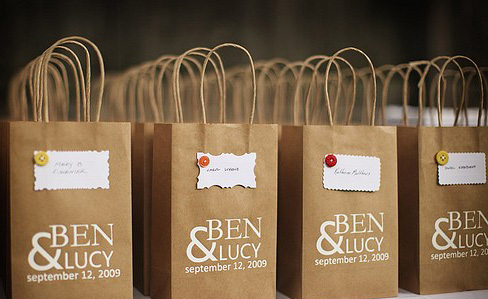 Sử dụng túi giấy góp phần tạo môi trường sống tốt hơn